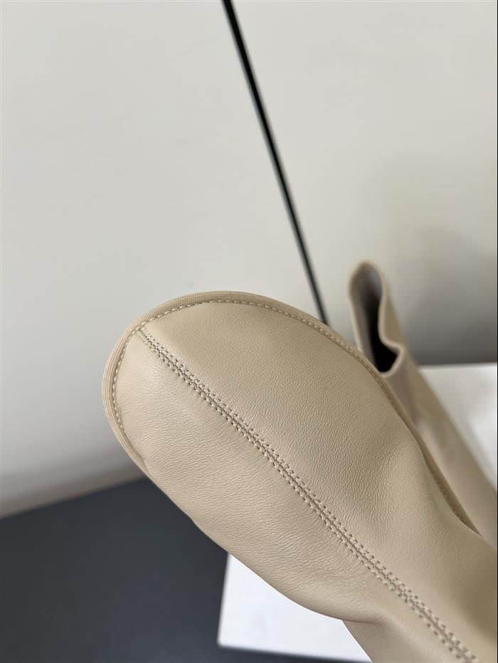 20251128173233854 320